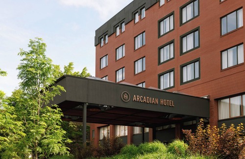 Brookline Apartment | The Arcadian powered by Sonder | Queen Room w/Corridor View