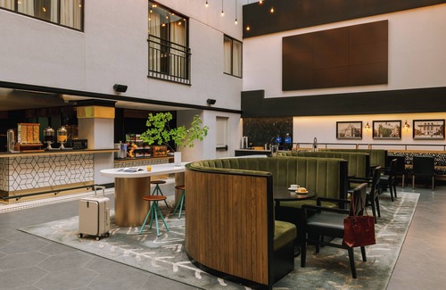 Brookline Apartment | The Arcadian powered by Sonder | Double Full Room w/Corridor View
