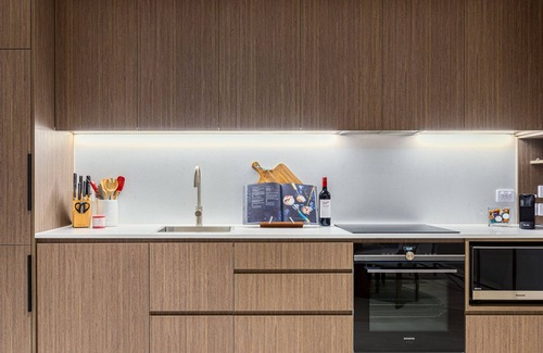 Coogee Apartment | The Arden 7 Coogee. New Large Quiet Ocean View Balcony Apartment, Next to Beach