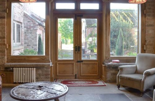 Darlington House | The Ashes