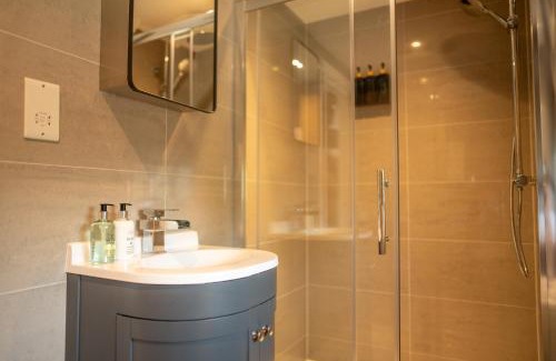 Abbess Roding Bed & Breakfast | The Barn at Chart Hills