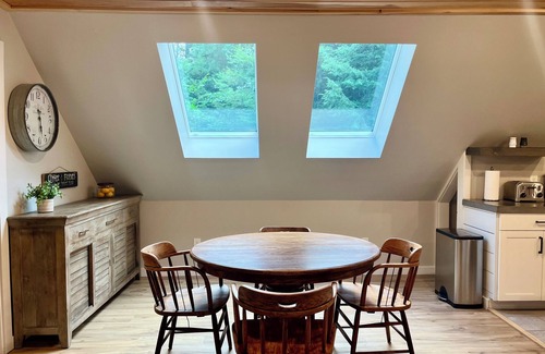 New Gloucester House | The Barnhouse with hot tub