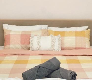 Coolbellup Apartment | The Battens, 3BR Family Friendly Home 5 min to Beach