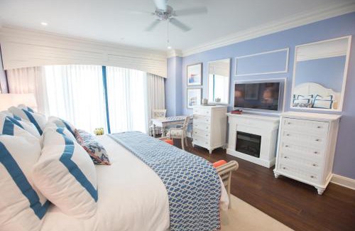 Charleston Harbor Resort | The Beach Club at Charleston Harbor Resort and Marina