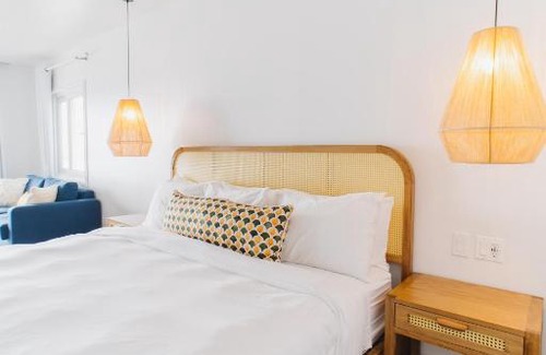 Half Moon Bay Hotel | The Beach House Boutique Hotel