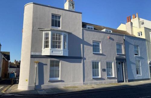 Deal House | The Beach House