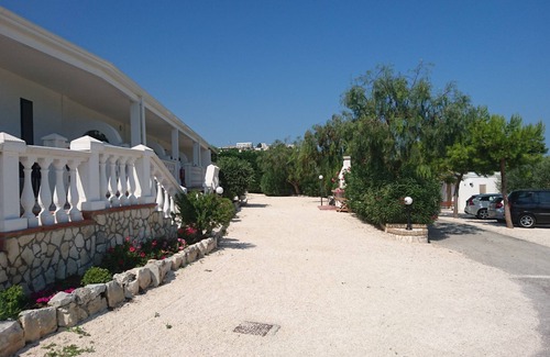 Peschici Apartment | THE BEACH HOUSE