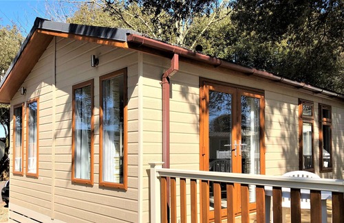 Mudeford House | 'The Beach Hut' - a lodge by the beach on Sandhills Holiday Park, Mudeford