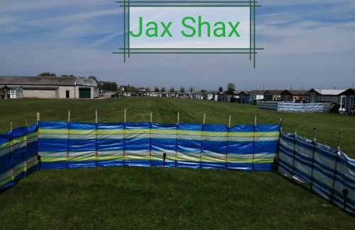 Warden Ski Chalet | The Beach Hut Home from Home in Leysdown on Sea