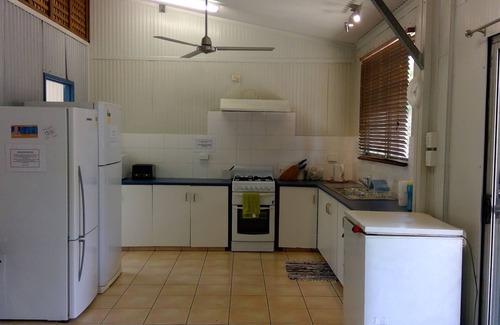 Dundee Beach House | THE BEACH SHACK on the waterfront close to the Lodge of Dundee