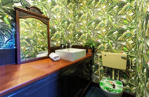 Colyton Bed & Breakfast | The Bear Bread Bakery B&B