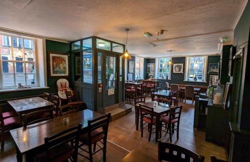 Marlborough Hotel | The Bear Marlborough