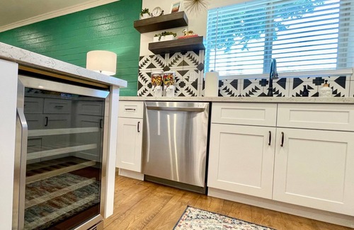 Encanto Condo | The Beverly Bungalow 1BR/BA in the Heart of Phoenix - Grill, Pool & Hot Tub