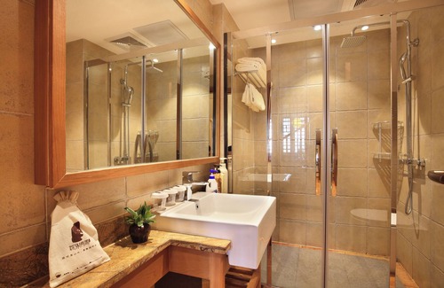 Xiufeng House | The Beyond Villa Guilin