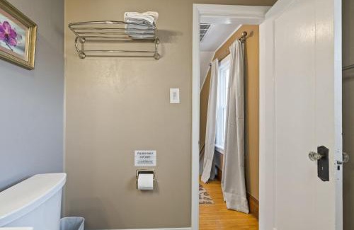 Sturgeon Bay House | The Big and Easy House by Simple Life Rentals