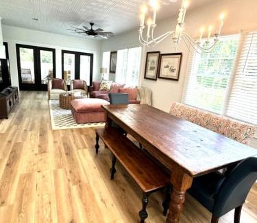 Old Town House | The Big Twisted Oaks