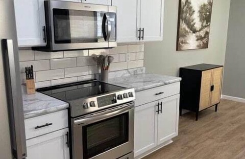 Hamilton House | The Bird's Nest - 2 bedroom House