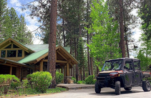 Grantsdale Cabin | The Bitterroot Mile Club Cabin Room on The Bitterroot River