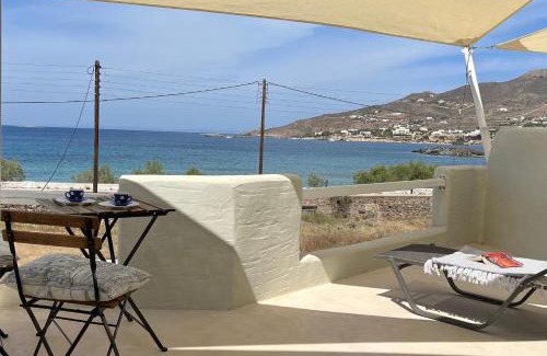 Posidonia Apartment | The Black Pig Studios