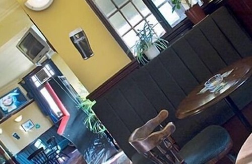 Byfleet Hotel | The Blue Anchor