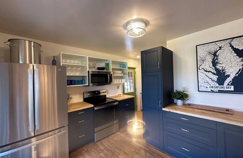 Woolford House | The Blue Heron-Spacious Waterfront Eastern Shore getaway with kayaks