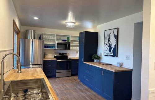 Woolford House | The Blue Heron-Spacious Waterfront Eastern Shore getaway with kayaks