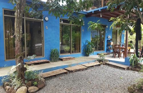 Las Lajas House | The Blue House Panama