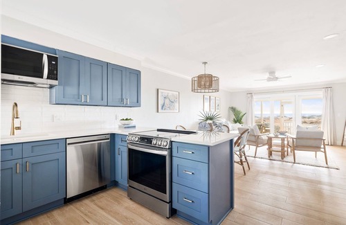 Isle of Palms Villa | The Blue Palm Oceanfront Mariner's Walk 2B Wild Dunes Isle of Palms, SC