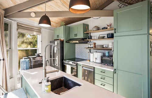 Saint Helena Island House | The Blue Pearl - New to VRBO Fripp Island Treehouse! Resort Access and Golf Cart Included! Great location on Fripp Island!