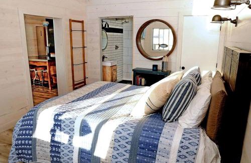 Morro Bay House | The Boathouse Cottage, Waterfront Morro Bay, CA