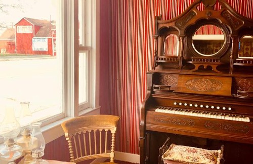 Bridgeport Hotel | The Bodie Hotel