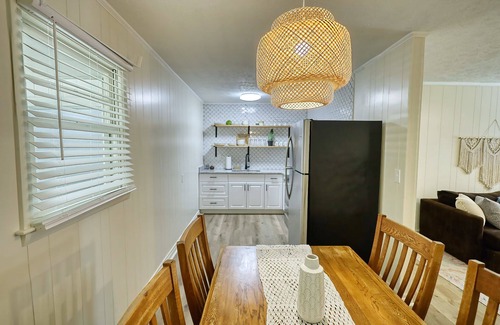 Covington House | The Bohemian- 1/2 mi from the Covington Square