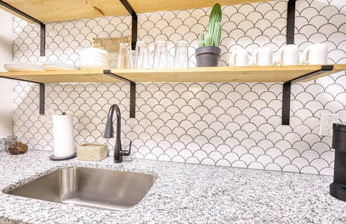 Covington House | The Bohemian- 1/2 mi from the Covington Square