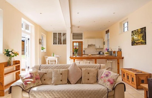 Rodmersham House | The Bothy - Charming home on a working farm