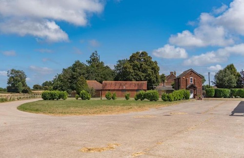 Rodmersham House | The Bothy - Charming home on a working farm