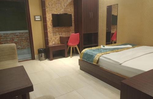 Gauripur Hotel | The Brahmaputra Hotel