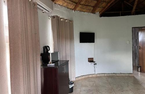 Mamaolo Hotel | THE BRIDGE BOUTIQUE LODGE