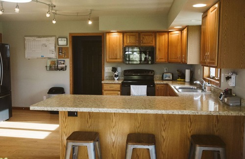 Ontario House | The Broken Windmilll Inn Ontario Farm Retreat