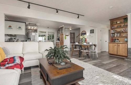 Lookout Mountain House | The Brow House with stunning views!