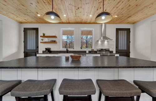 Logan Cabin | The Buffalo at Whiskey Ridge Cabins; Luxury in the woods