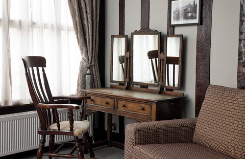 Long Melford Hotel | The Bull Hotel Long Melford by Greene King Inns