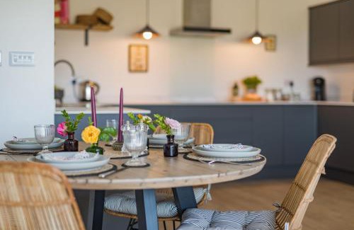 Ashford House | The Bull Pen by Bloom Stays