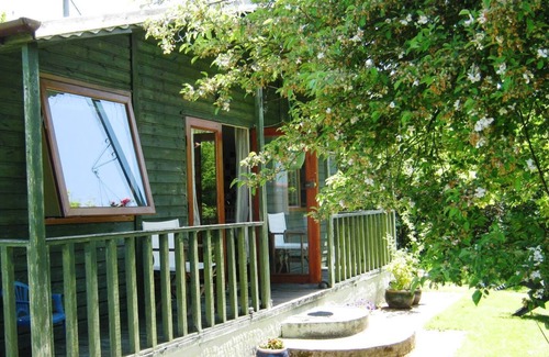 Llanrhidian Higher Cabin | The Cabin at Blaen Cedi Farm - New for July 2019