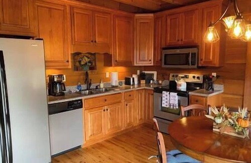 Chickamauga Cabin | The Cabin at Rock Creek Farm