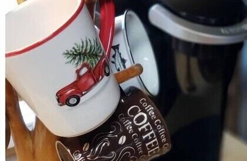 Clayton Cabin | The CABIN on CULVER CHRISTMAS TREE FARM