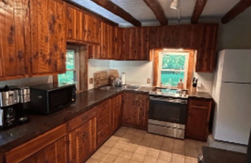 Maple Mount House | The Cabin