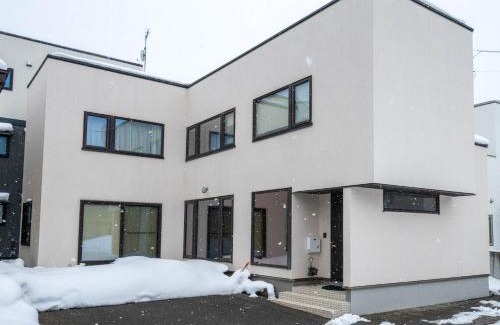 Toyohira Apartment | THE CALLA