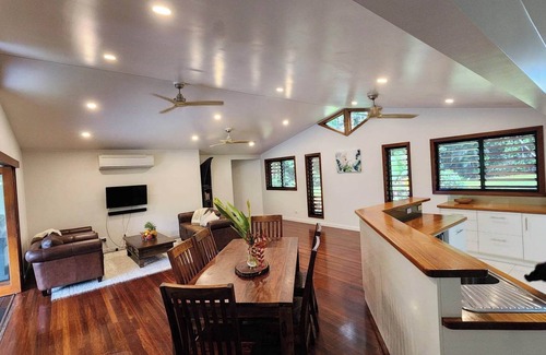 Bingil Bay House | ‘The Canopy’ The magic of the rainforest