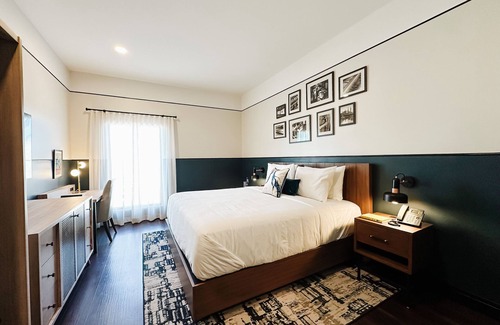 Dalton Hotel | The Carpentry Hotel