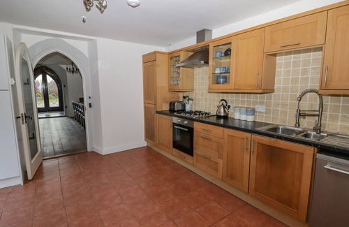 Dol-y-Gaer Cottage | The Chapel